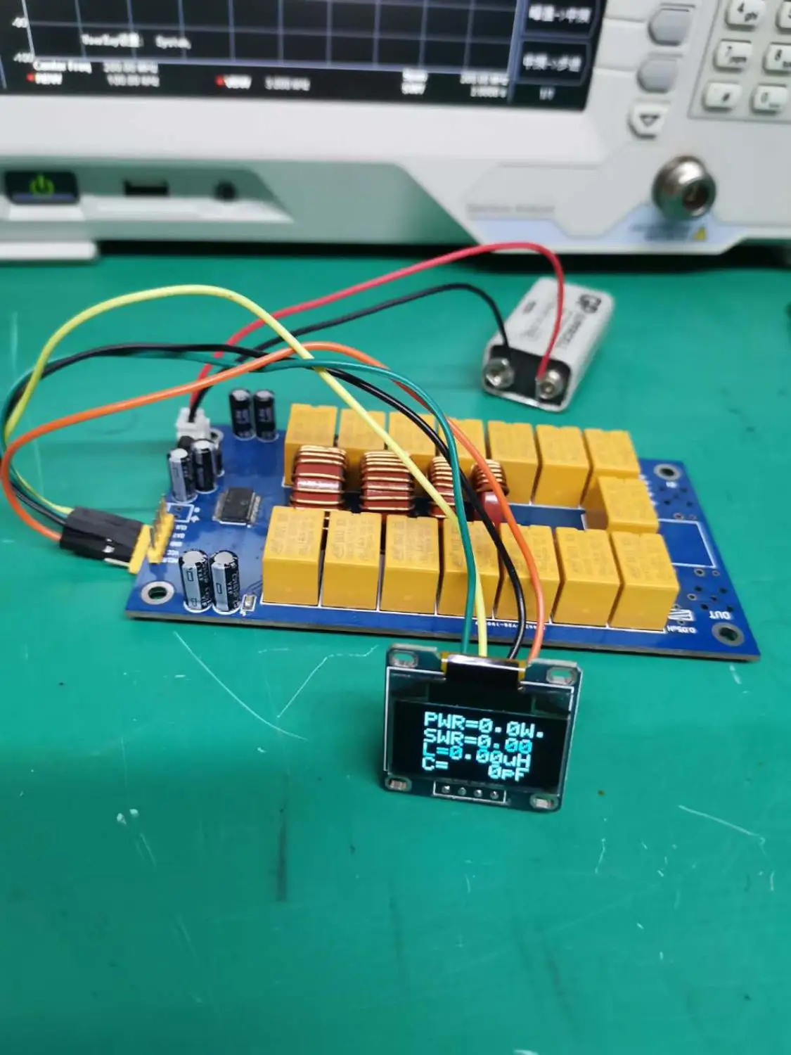 

ATU-100 DIY комплекты 1,8-50 МГц ATU-100mini автоматический антенный тюнер N7DDC 7x7 + OLED, программирование/SMD/чип припаянный