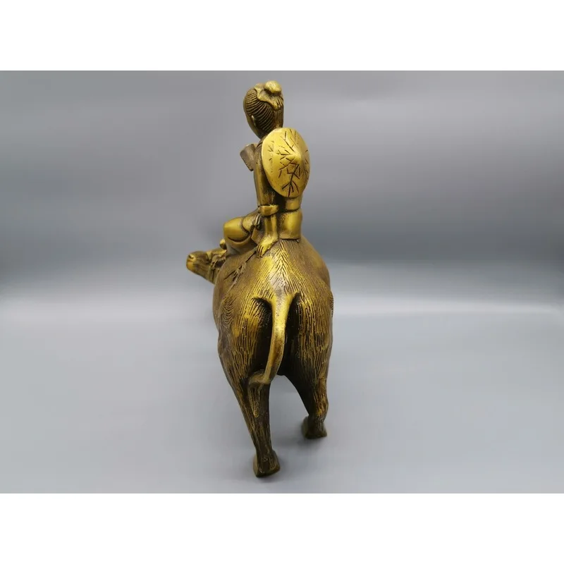 Antique Collectibles: Bronze Shepherd Cow During Qingming Festival it rains heavily and passersby on the road