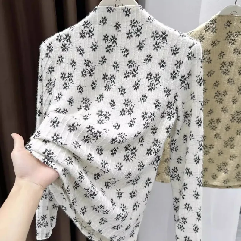 Half Turtleneck Brushed Lace Long-sleeved Bottoming T-shirt for Women in Autumn and Winter French Floral Slim Fit Inner Top
