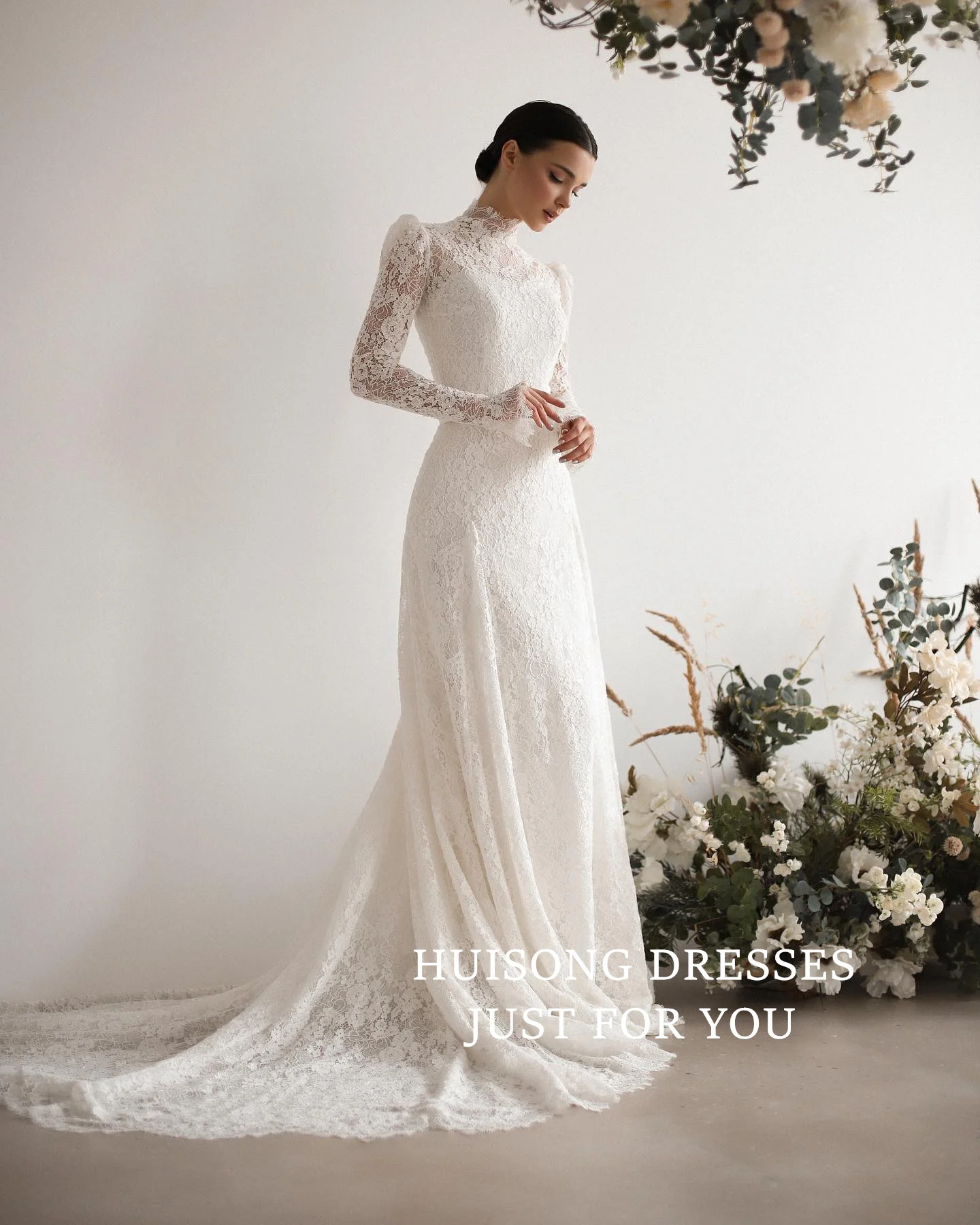 

HUISONG Customized Mermaid Wedding Dresses Lace Appliques High-Neck Long Sleeves Beach Bridal Gown vestidos de novia