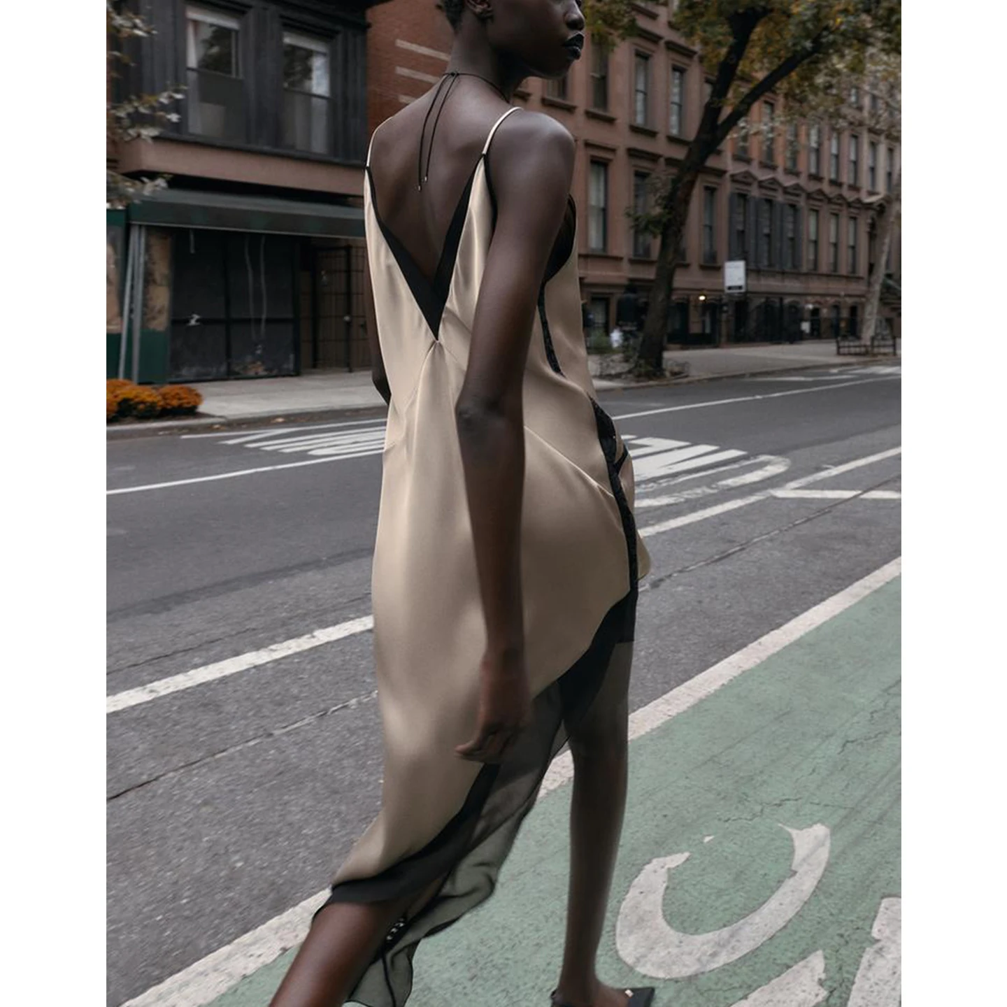 Winter New Women's V-ne Svel Silk Satin Asymmetrical Midi Dr French Sle Ci Commute Regular Thin Slim Fit