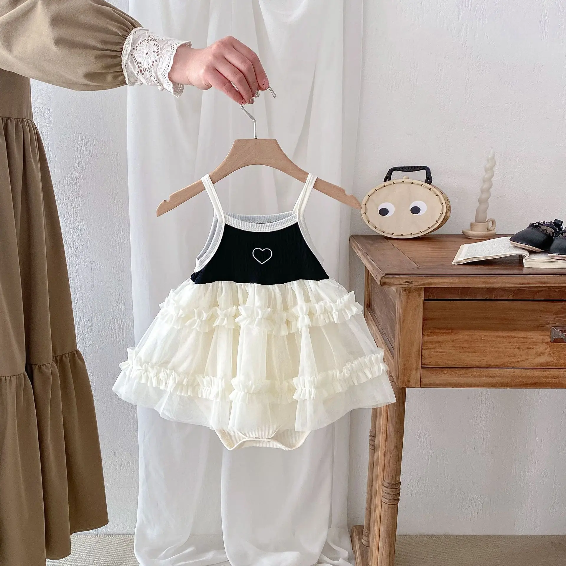 2026 Summer New Baby Girls Bodysuit Toddler Mesh One Piece Infant Camisole Bodysuits Heart Print Outfit  3-24 Momths
