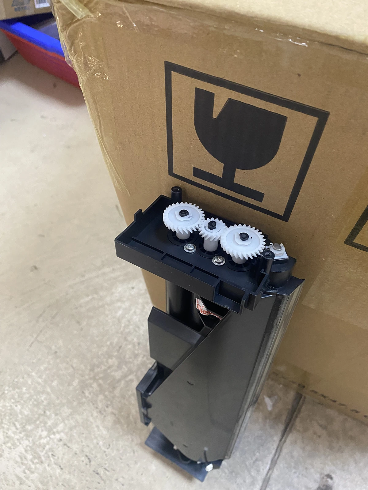 

90% Original DV411 Developer Unit for Konica Minolta Bh223 Bh363 Bh283 Bh423 imaging unit Does not contain developer