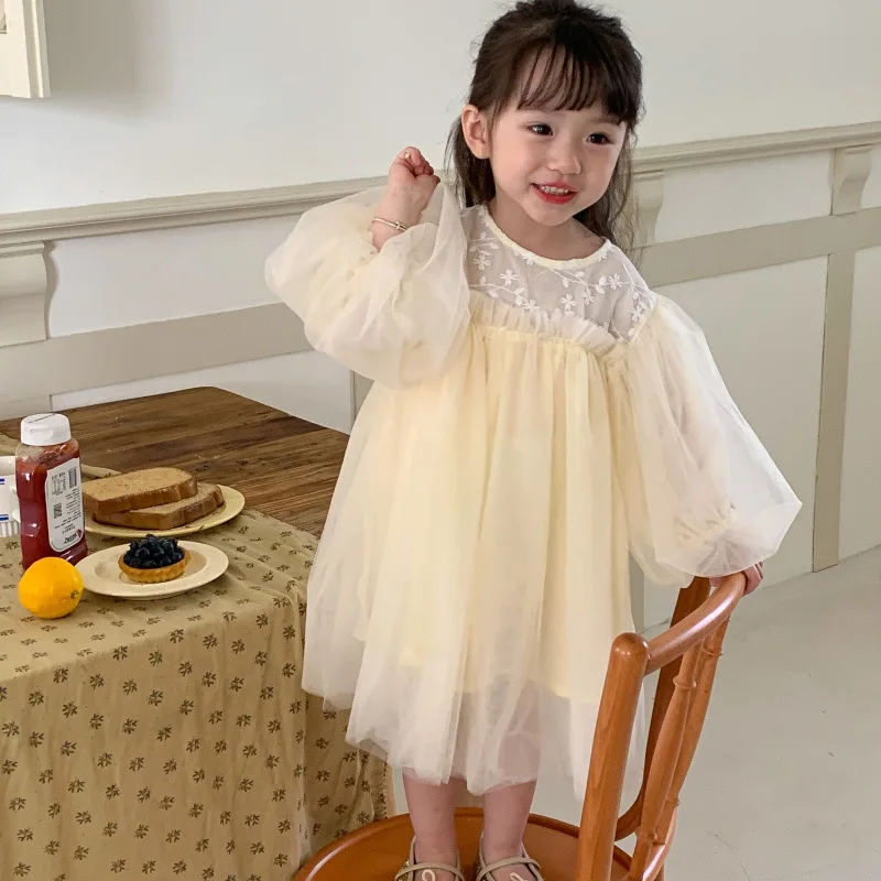 Childrens Girls Princess Dress Korean Autumn Mesh Lace Bubble Sleeve Baby Girls Dress Gauze Ruched Toddler Girls Dress