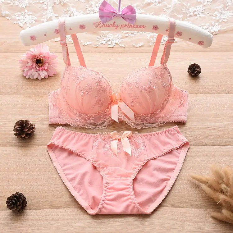 Sexy Lingerie Set Lace Flower Comfortable Soft Underwire Push Up Bra and Panties AB CupTwo-piece Fashion Intimates Korean Style