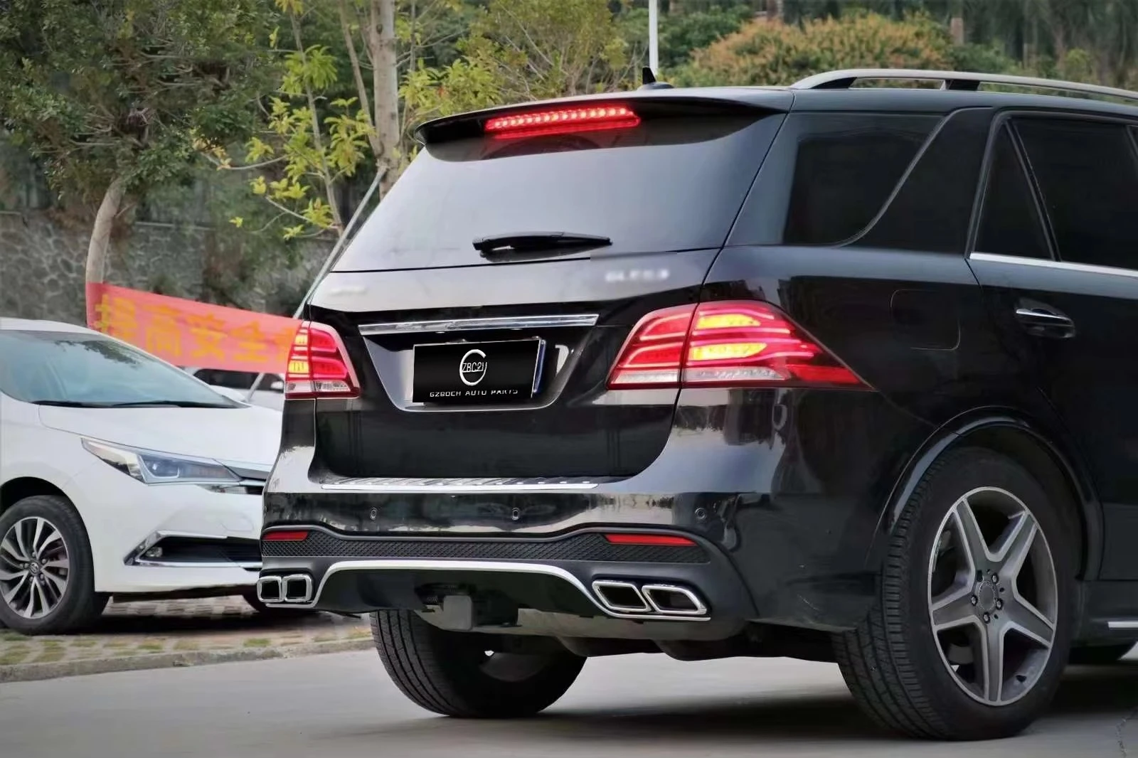 Car Bumpers for  Benz ML W164 to W166 GLE 63  Bodykit Old to New Headlights Tail Lights Gle Hood Fenders view 6