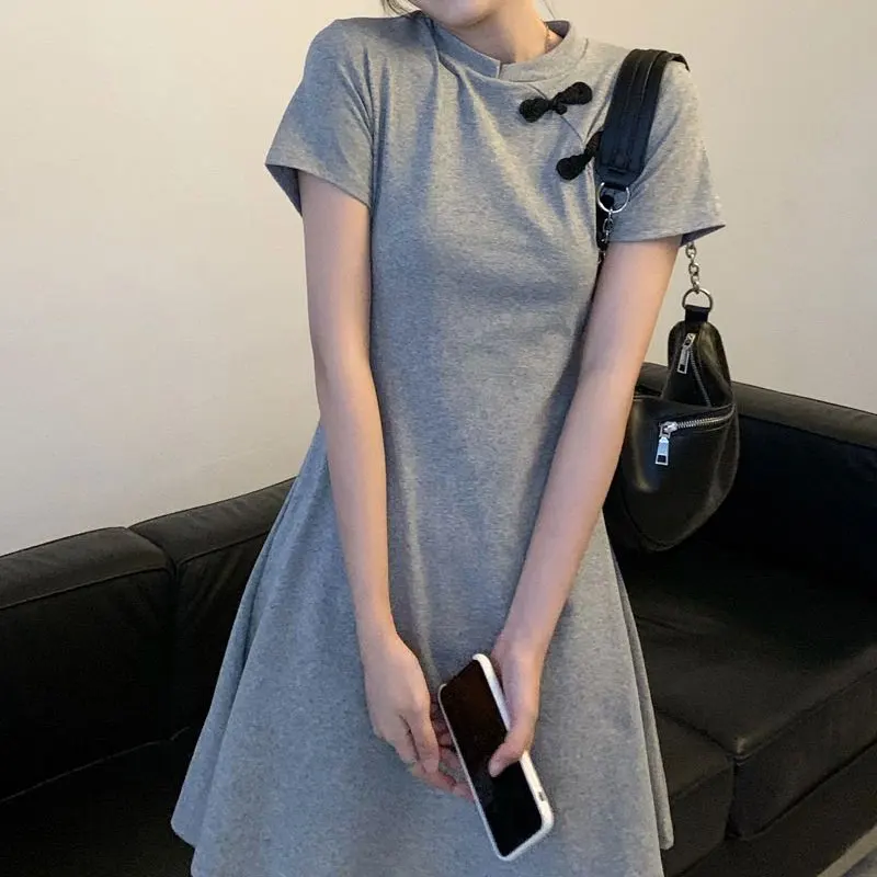 Mini abito Aura con fibbia a disco cinese Abbigliamento femminile Colletto alla coreana vintage Abiti estivi eleganti in tinta unita con vita a trapezio