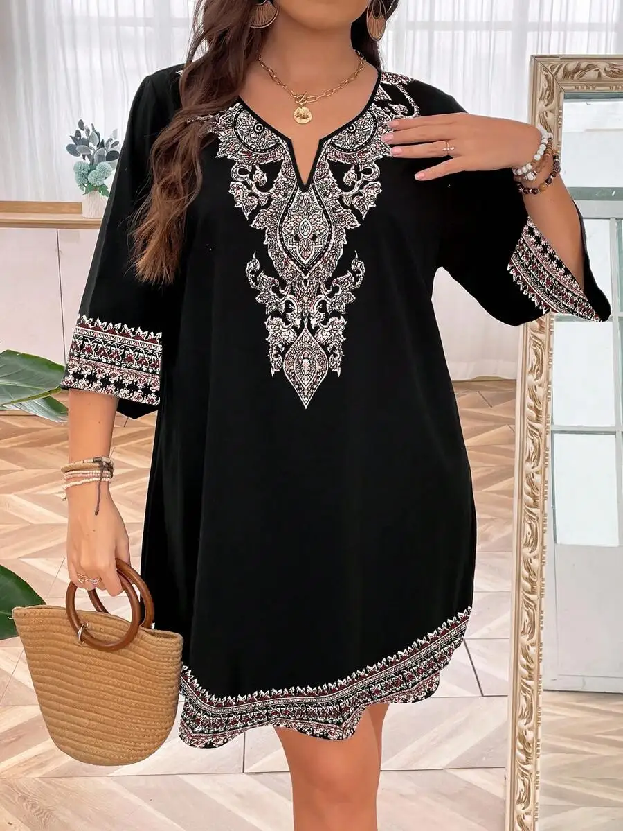 Sukienka damska plus size w stylu vintage z haftem, prosta, do noszenia na co dzień.