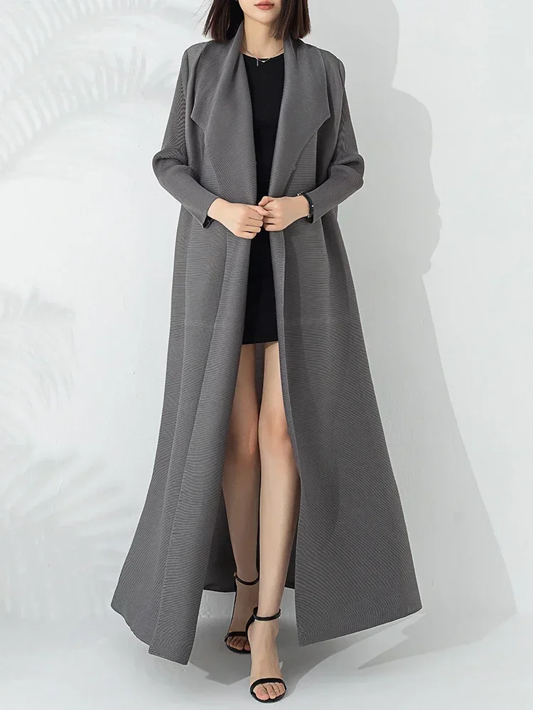 

Pleated 2025 Summer New Temperament Fashion Long Trench Coat Long Sleeve Lapel Waist Strap Elastic Outer Robe