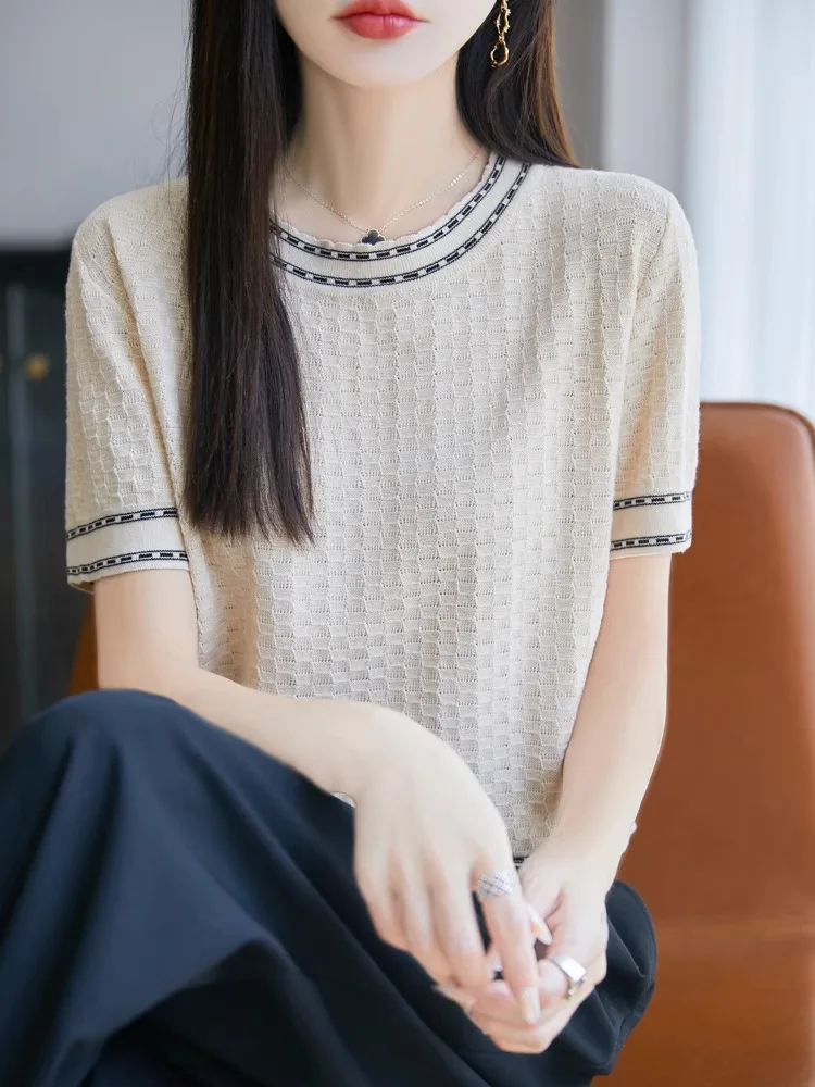 قميص نسائي قطني مريح وفضفاض بأكمام قصيرة وياقة مستديرة مع تصميم مفرغ من القطن الخالص #2