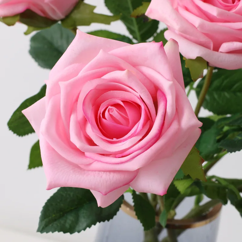 Real Touch Fake Latex Rose Flowers Nordic Dining Table Home Decor Pink White Moisturizing Artificial Roses Wedding Decoration