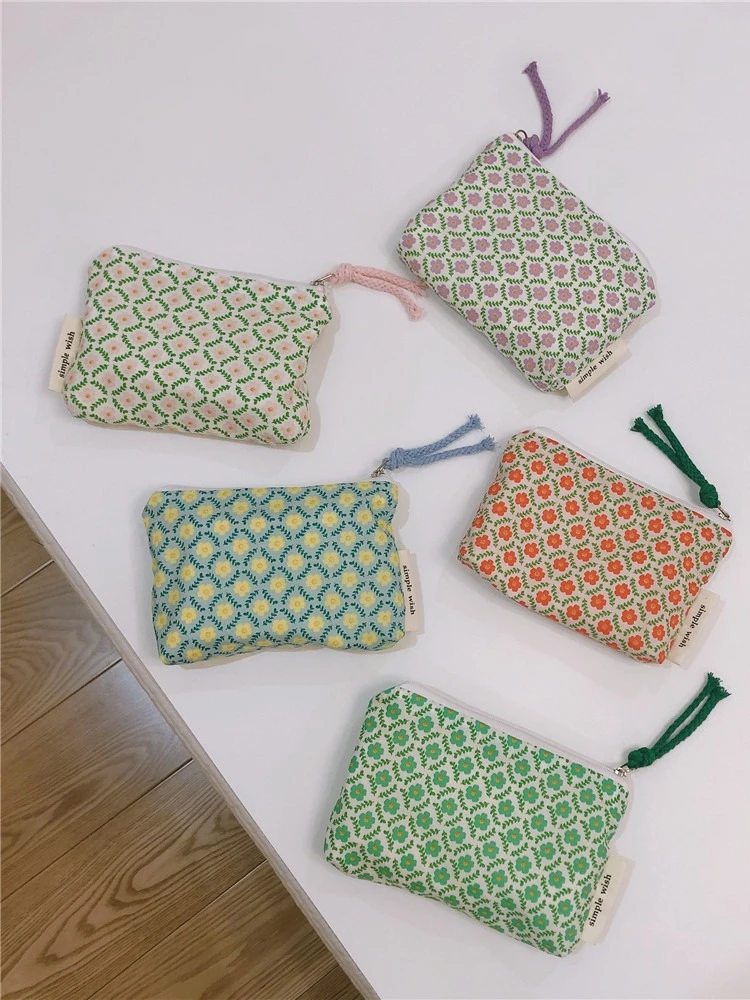 Fresh Floral Cotton Mini Coin Purse, Portable Cloth Storage Pouch, Multi‑use Bag for Sanitary Pads and Earphones