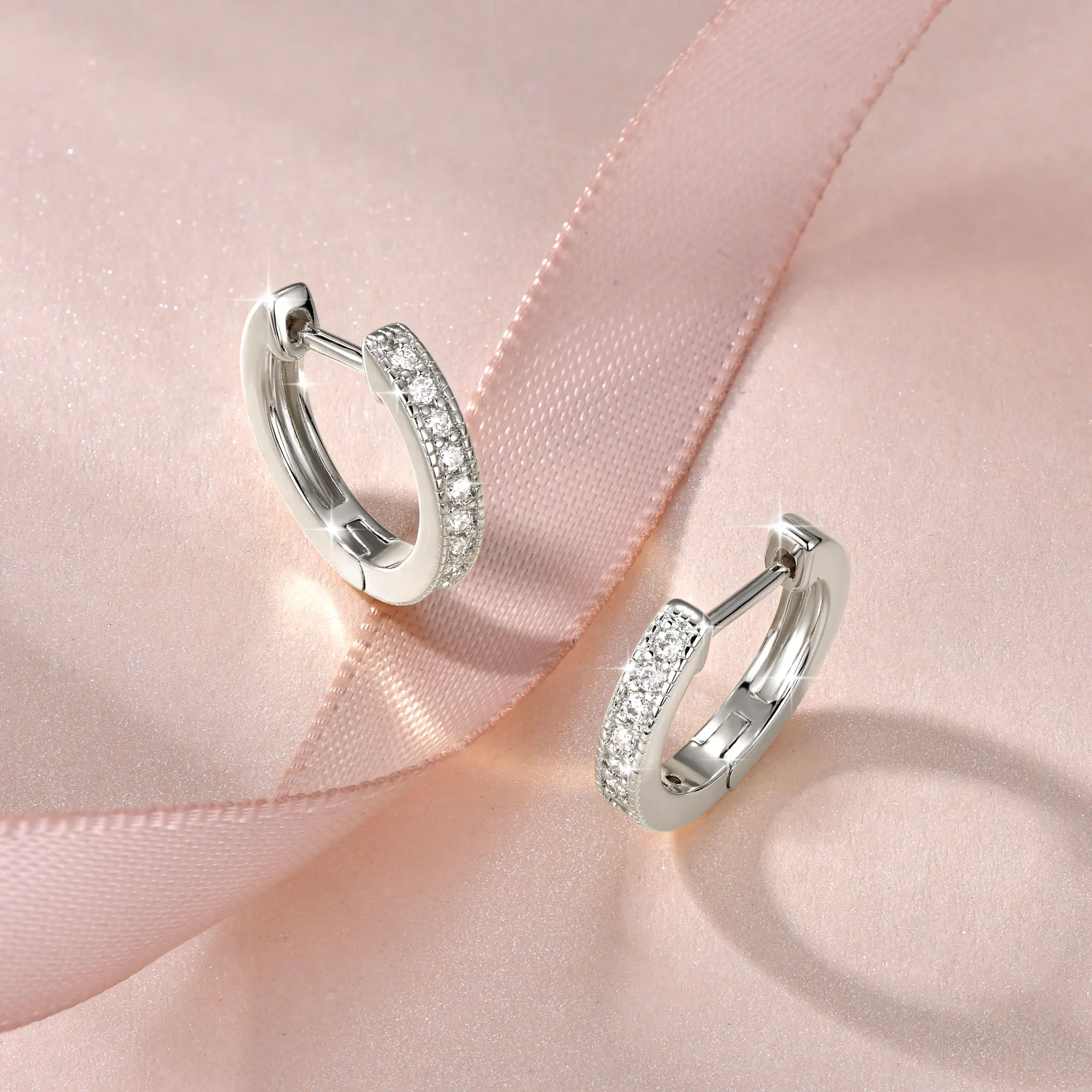 Celestinova High-Quality D Color  Simple Classic Hoop Earrings Fashion Delicate Luxury Earrings Gold Plating Women Gifts Jewelry