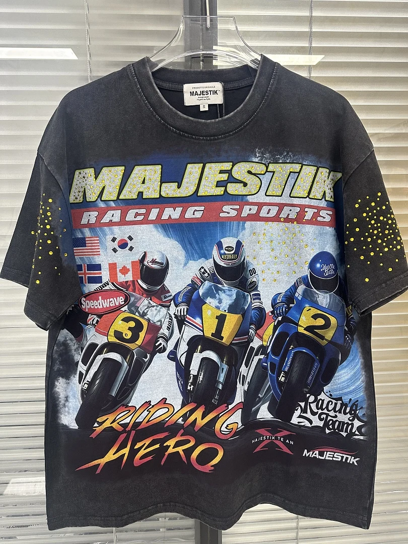 26ss MAJESTIK US High Street Motorcycle Racing Printed Women Men T shirts tees Hiphop Oversized Men Washed Distressed T shirt