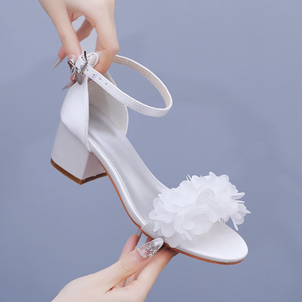 Crystal Queen 5CM Women Open Toe Sandals Banquet White Flower Square High Heels Dress Wedding Shoes