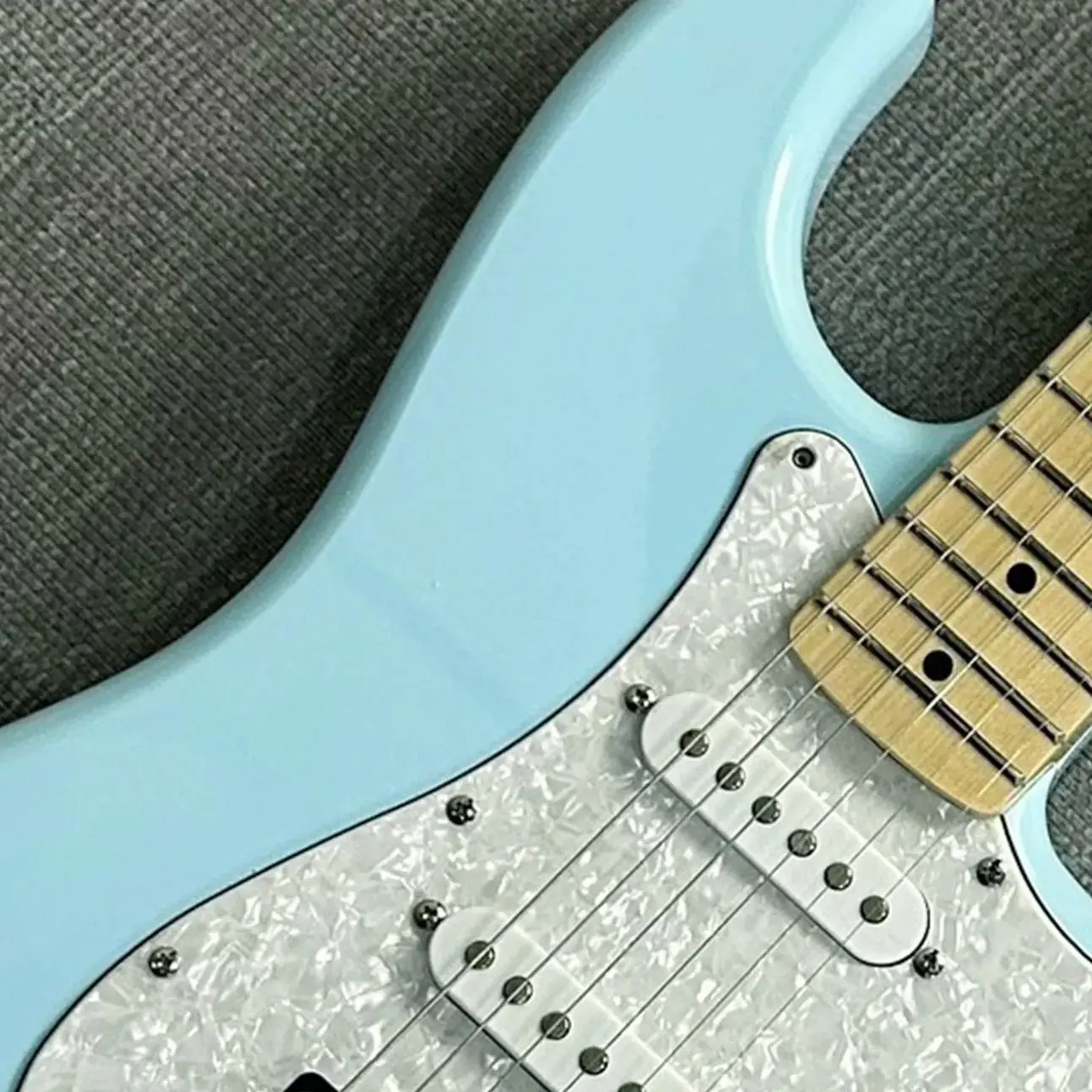 High Quality Sky Blue Strat Electric Guitar STa Version ,White Pearls Pickguard,SSH Pickup Custom Shop