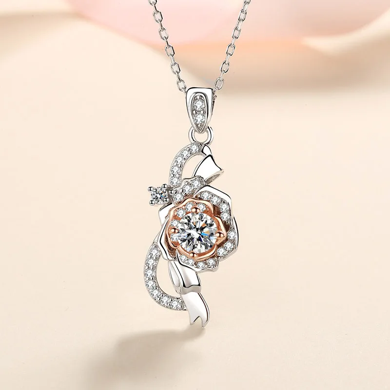 A Rose S925 Pure Silver Moissanite Necklace Women's Electroplated Pt950 Gold