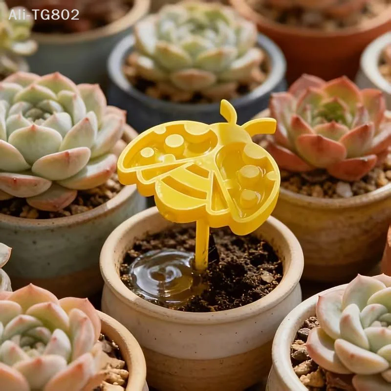 Neosfg 3D-printed Bee Water Station With Stick Beekeeping  Water Cup Pollination Plastic Staked  Waterer Lawn Patio