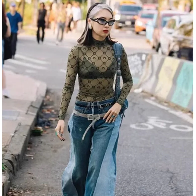 เสื้อยืดคอสูงผ้ากำมะหยี่ลายดอกไม้เซ็กซี่ ทรงเข้ารูป แขนยาว ใส่สบาย เหมาะสำหรับฤดูใบไม้ร่วง