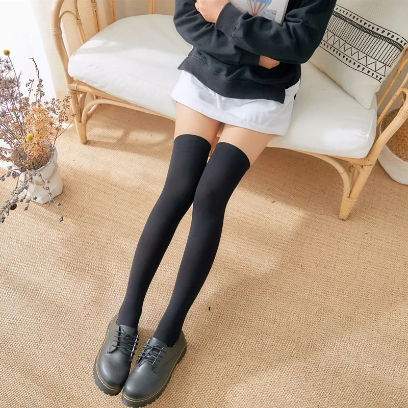 Stripe Girls Women Over The Knee Thigh High Stockings For Ladies Warm Student Style Fashion Knee black/white Kawaii Long Socks