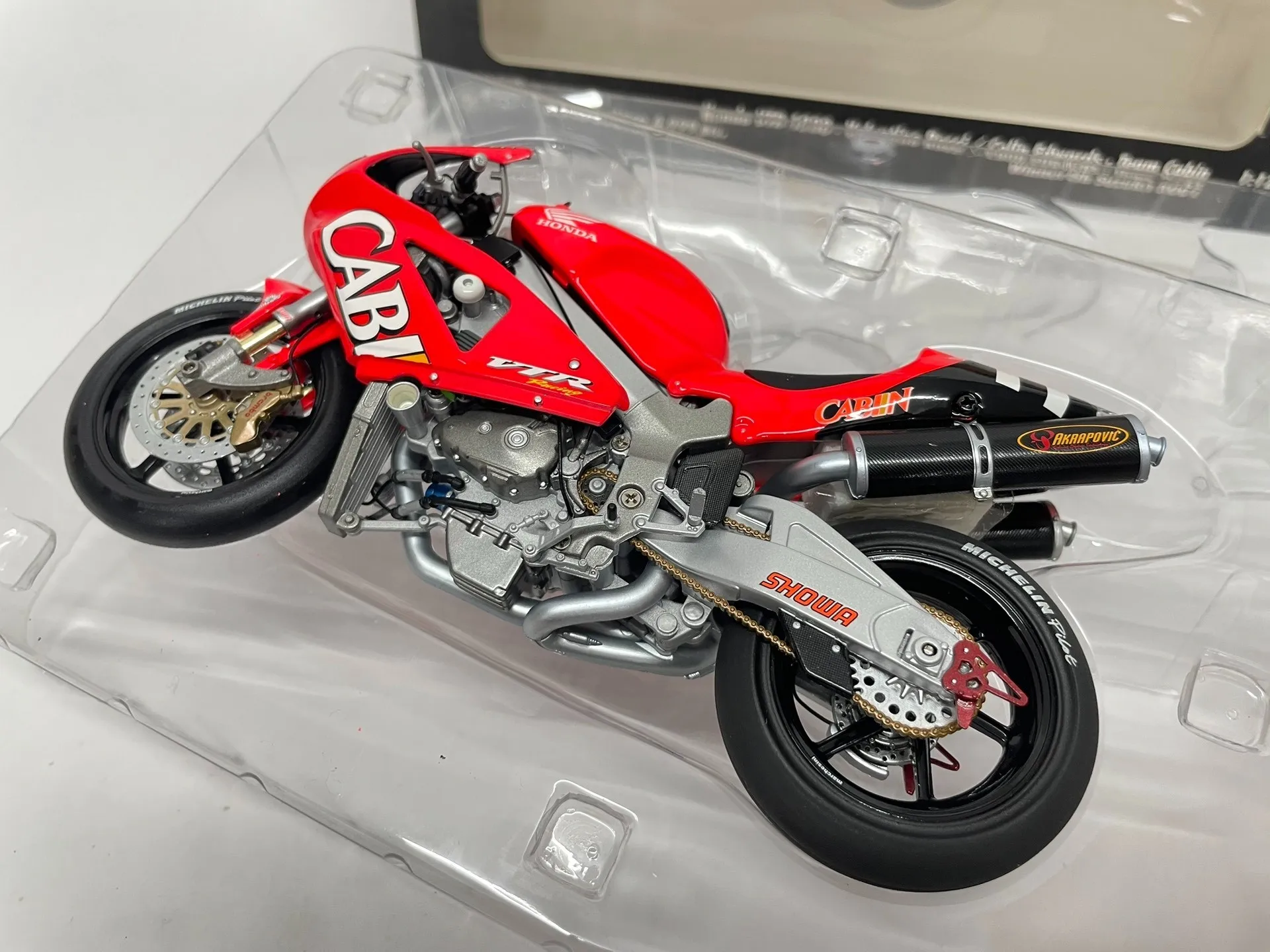 Minichamps 1:12 VTR 1000 Rossi 2001 Simulation édition limitée alliage métal statique moto modèle jouet cadeau