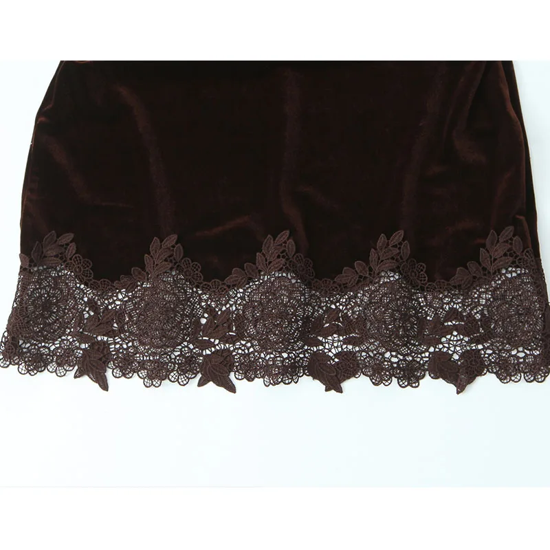 فستان قصير أنيق أنيق من الدانتيل للنساء 2025 موضة جديدة فساتين قصيرة مخملية بدون أكمام للنساء فساتين حفلات ضيقة