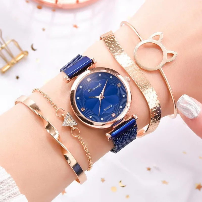 Lazy Magnet Strap Diamond Flower Literal Women's Casual Versatile Five-Piece Set；Gift Box Quartz Watch