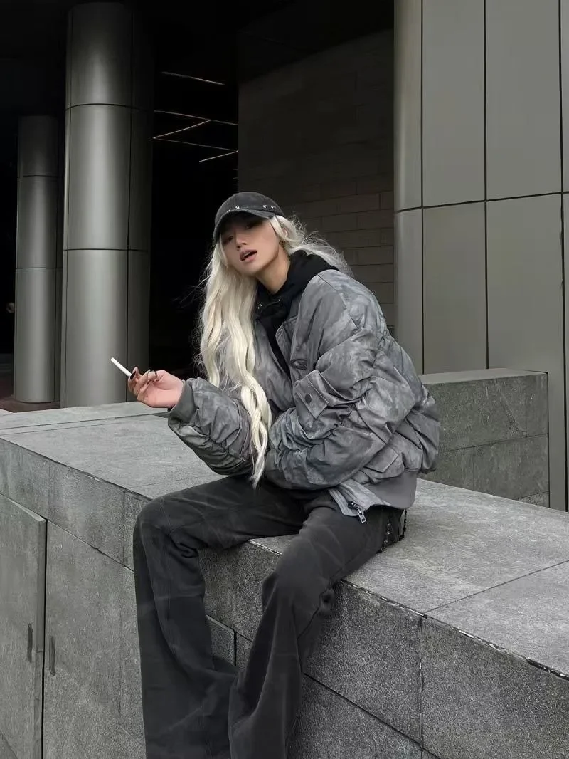 Flying baseball jacket winter clothes newcomer cotton jacket American retro wilderness style jacket hip hop pleated design park