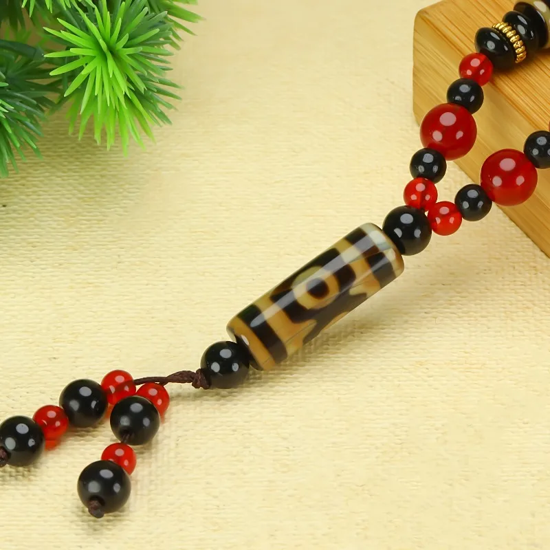 

A Bohemian Agate Bead Necklace, Pendant