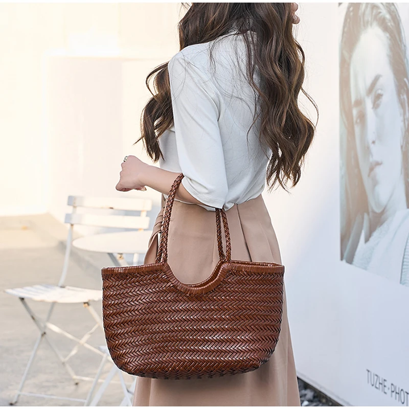 حقيبة منسوجة من الجلد الفرنسي حقيبة سلة بسيطة على الموضة حقيبة يد كلاسيكية متقدمة مصنوعة يدويًا حقيبة يد نسائية جديدة متعددة الاستخدامات للتنقل #5