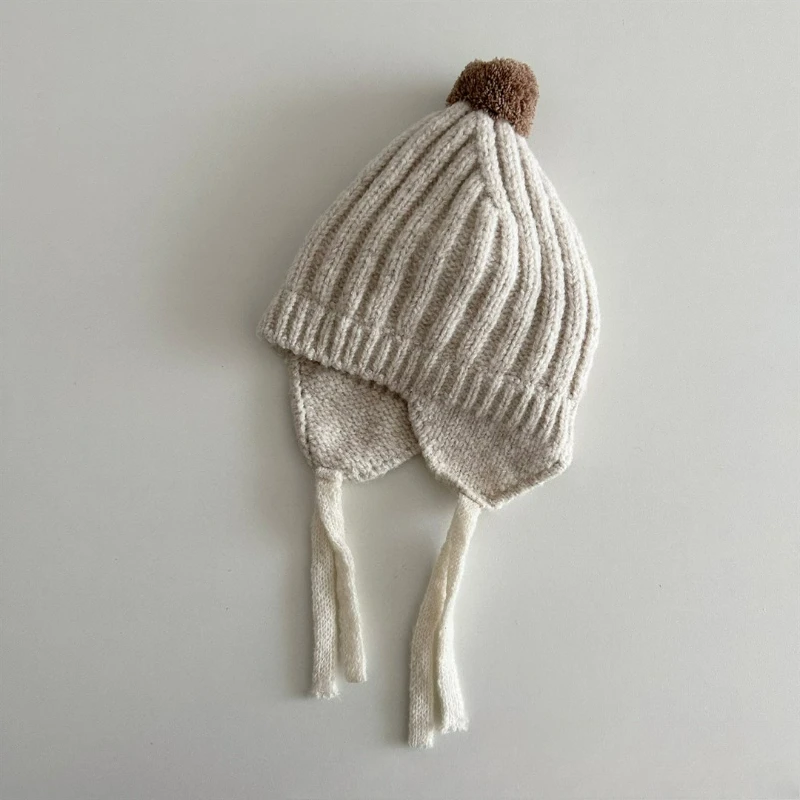 

Color-block Pom-pom Knit Earflap Hat, Korean Style, Warm Pullover Hat for Boys and Girls, Windproof Soft Yarn Hat
