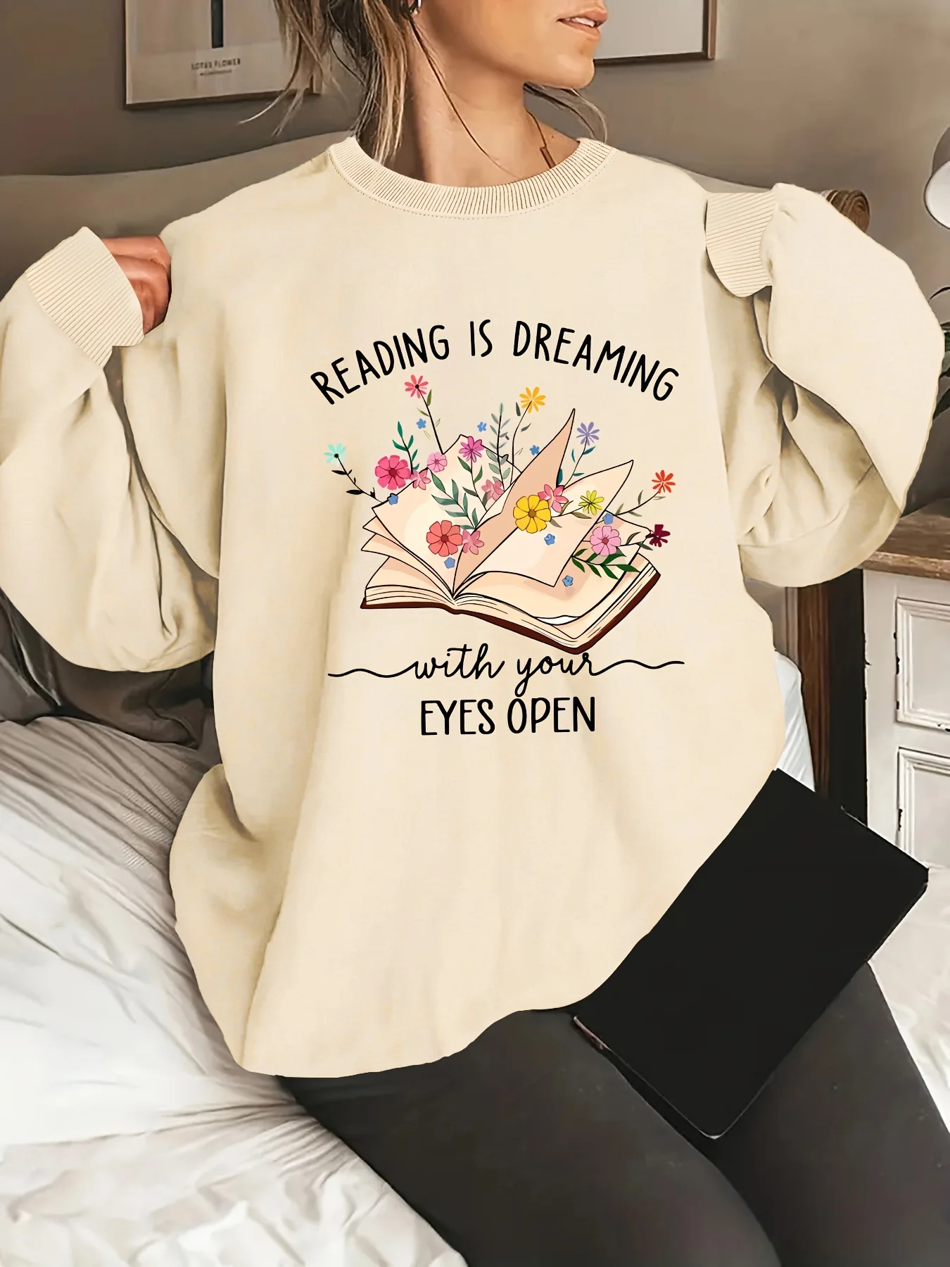 

Women's Oversed Round-Gown Sweater-"read Is Dreaming Eyes Closed" Floral Design, Soft Casual Sweater for Primaver