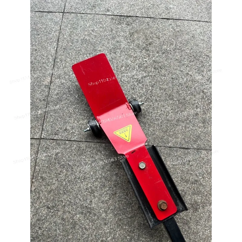 

Tire removal and assembly auxiliary tool removal tire shovel installation auxiliary rocker