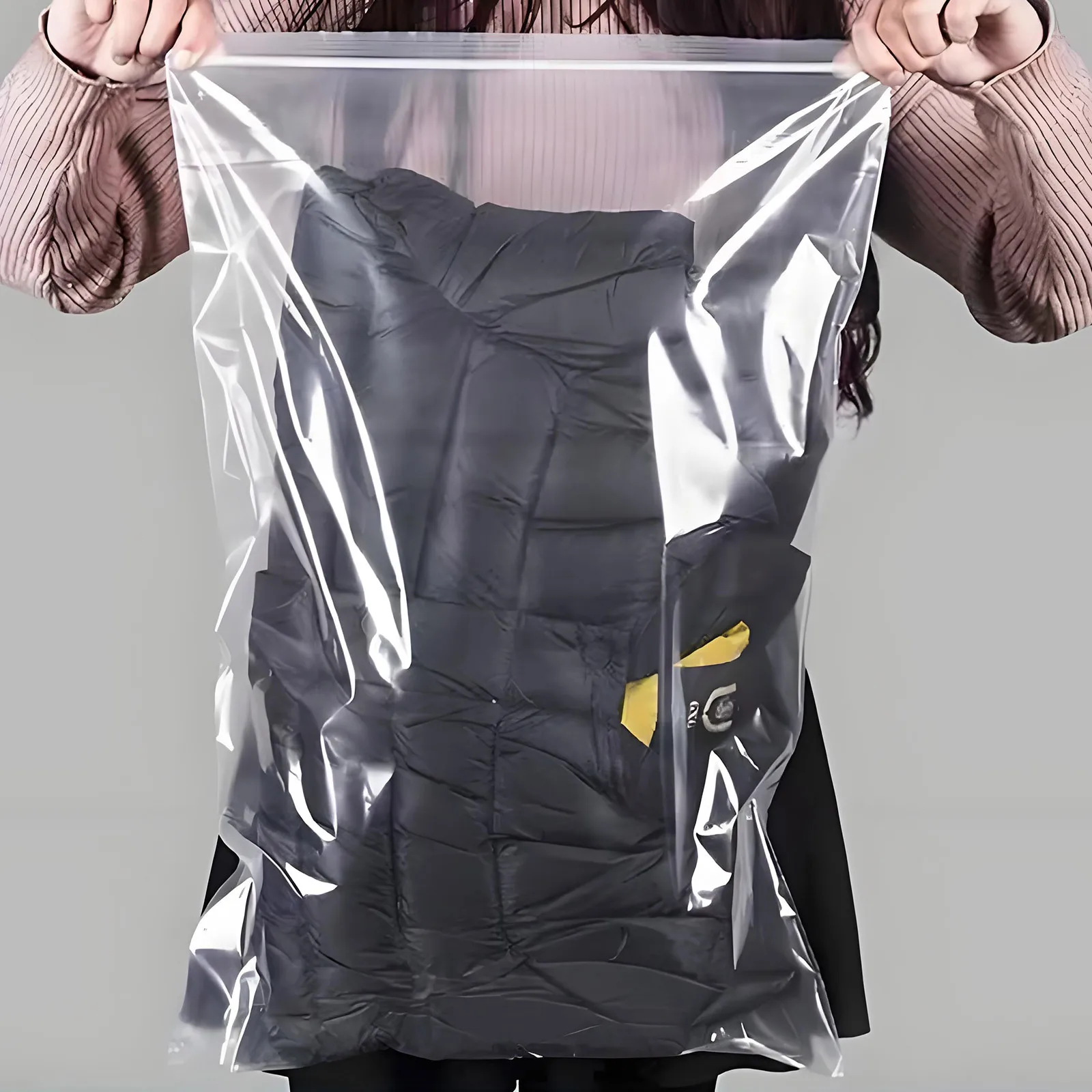 

12Pcs Large Clear Plastic Bags Resealable Sealed Storage Bags for Clothes Organization Travel Home Suitcase Use