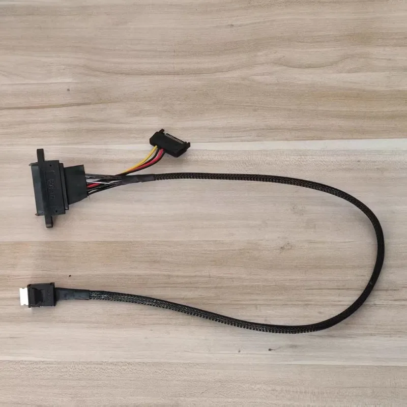 

Линия жесткого диска OculinK SFF-8611 для U.2 SFF-8639 NVMe U2 SDD Кабель для передачи данных твердотельного накопителя 56 см 90 см
