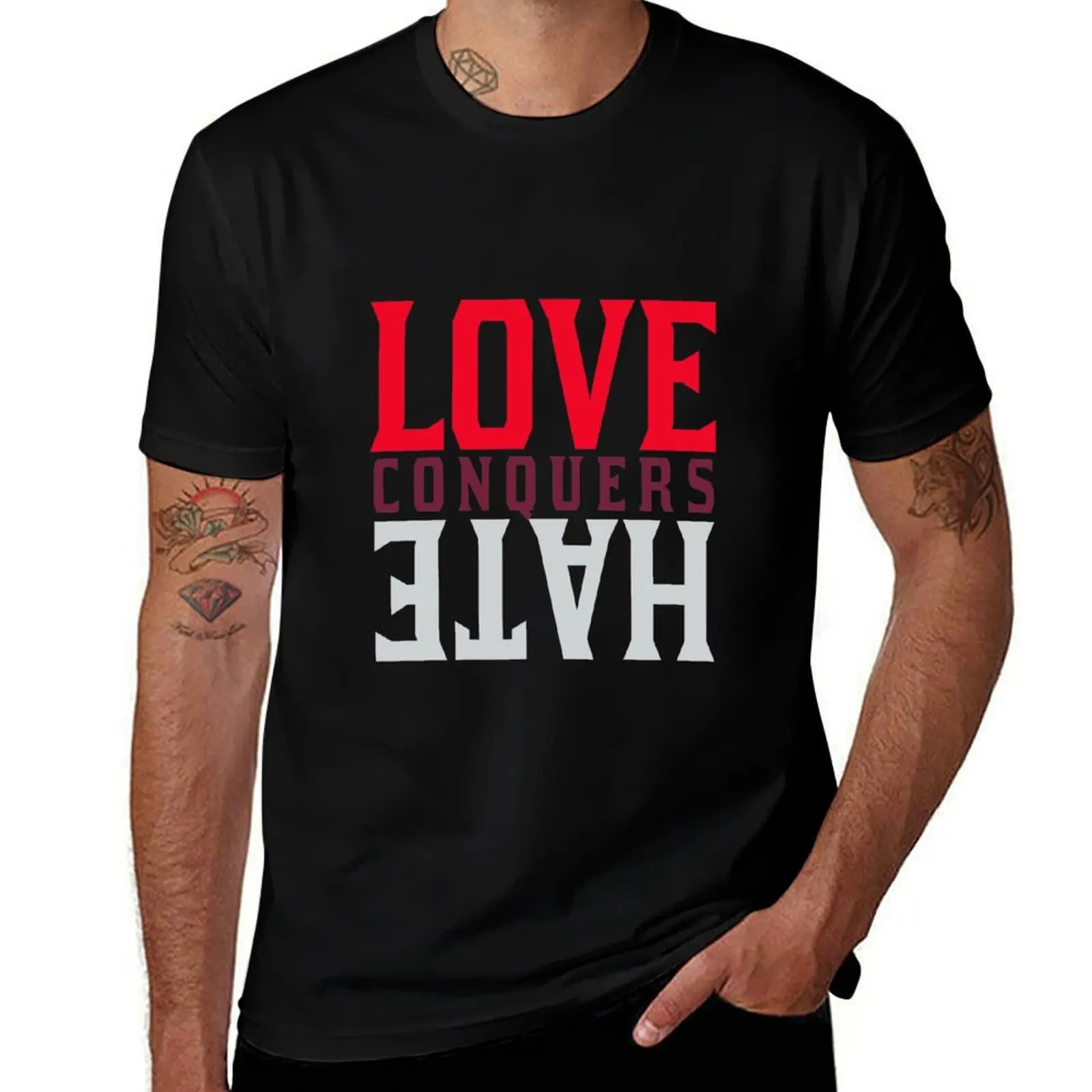 T-shirt « l'amour vaincit la haine », T-shirt pour les vacances et les activités de plein air