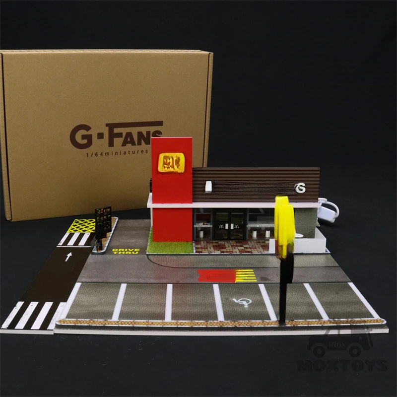 G-FANS 1:64 Led Light Diorama MC food burger shop/Lambo Center scene model Building w/Parking