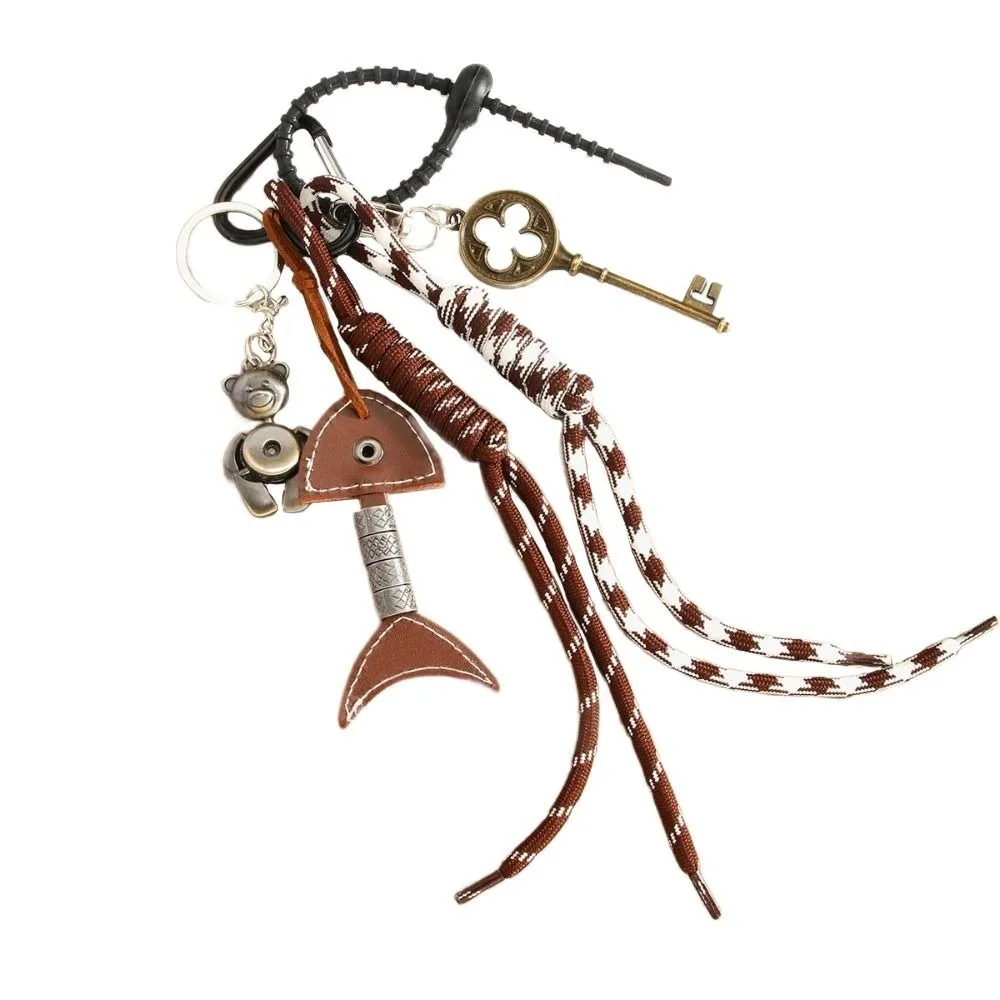 

PU Leather Leather Fishbone Keychain Bag Hanging Handmade Vintage Bear Key Pendant Ins Anti-Lost Woven Ropes Keyring