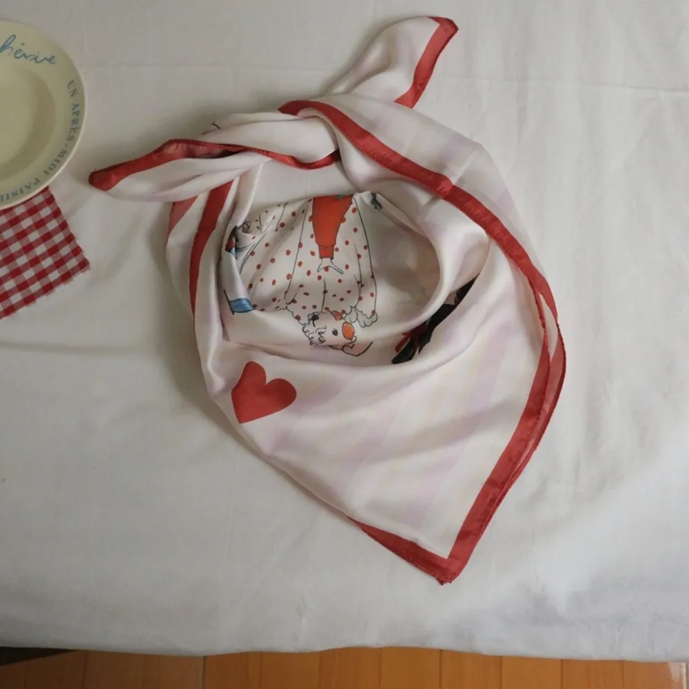 Wszechstronny Oddychający Szalik z Kwiatowym Nadrukiem Satynowa Tkanina Punktowa Bandana dla Psa Chusta na Głowę Elegancka Miękka Kwadratowa Opaska na Głowę Nakrycie Głowy