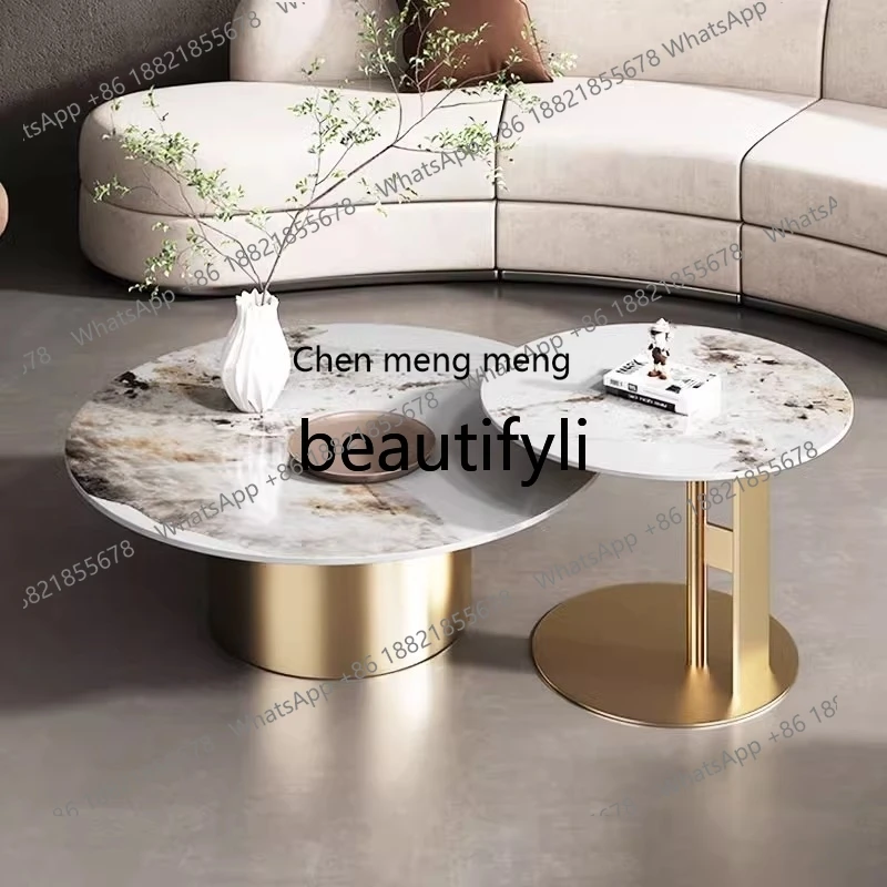 غرفة معيشة إيطالية فاخرة خفيفة، شرفة زاوية مستديرة، طاولة قهوة مستديرة حديثة وبسيطة بحجم بلاطة صخرية H