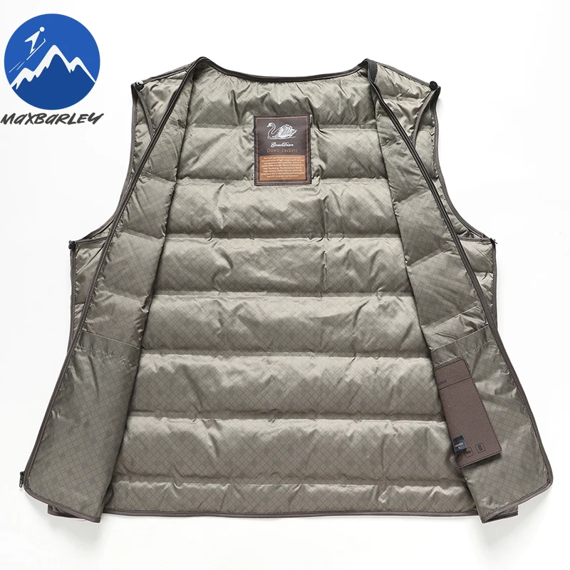 Maxbarley Luxury Men Down Jacket 2025 Lightweight Outdoor Travel Warm Puffer Coat Business Casual Windproof Winter Wool Jackets