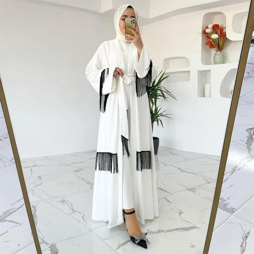 2024 Nieuwe Witte Bescheiden Dubai Luxe Eid Abaya Afrikaanse Feestjurk Voor Moslim Vrouwen Kleding Palestine Islam Robe Femme Musulmane