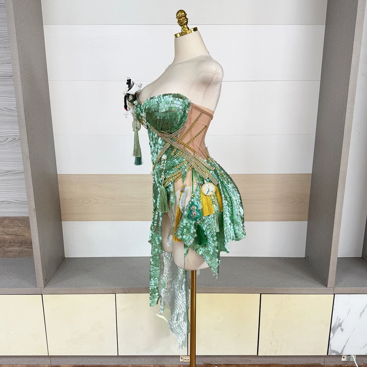 Strapless Sweetheart Green Bodycon Irregular Dress Gradient Sequin Hem Stage Outfit Women Cosplay Party Photoshoot Gown costume