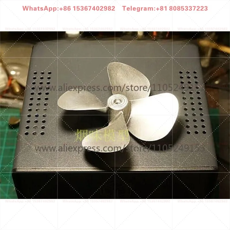 Smoke odor model, ship model - aluminum alloy CNC simulation boat - 4-leaf tugboat propeller - SMIT special pulp