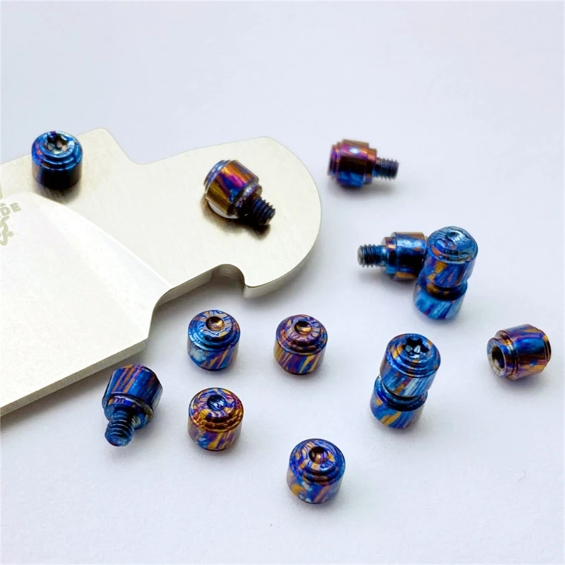 Ipiip ดามัสกัสวัสดุเครื่องตัดพับ Thumb Studs PUSH สกรูปุ่ม Rivet คั่วสีฟ้าเครื่องตัดพับสำหรับของแท้ Bugout 535