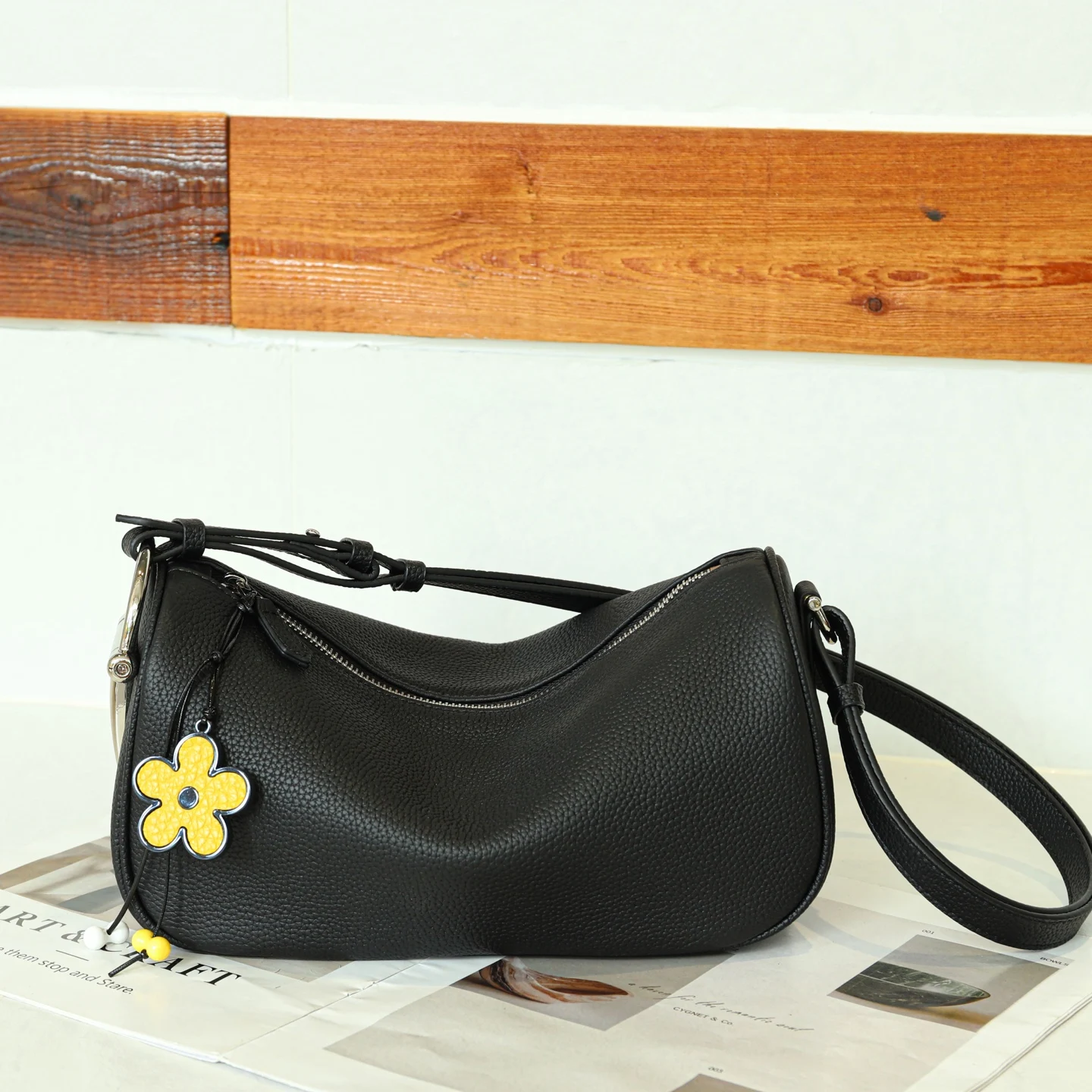 2026 New Summer Women's Crossbody Mini Bag, Made of Natural Distressed Top-Grain Genuine Soft Cowhide Leather