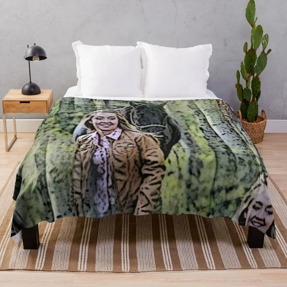 

Heartland - Amy and Spartan Throw Blanket Cozy Microfiber Throw Blanket for Home Bedroom