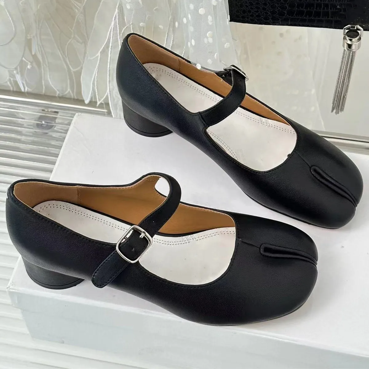 

2024 Retro Clip-on Mary Jane Women Pumps Black Stone Pattern Slingback Round Heels Real Leather Shallow Banquet Dating Shoes