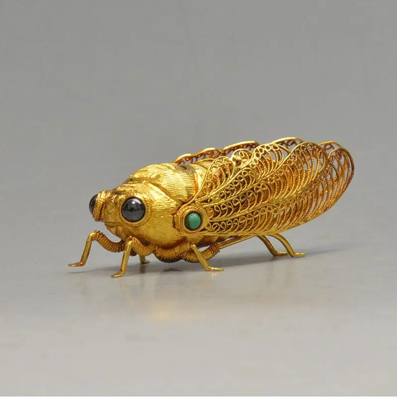 Vintage Gold Cicada Metal Sculpture - Hollow Filigree Inlaid Art Statue Oriental Desktop Decor Craft Collectible Gift