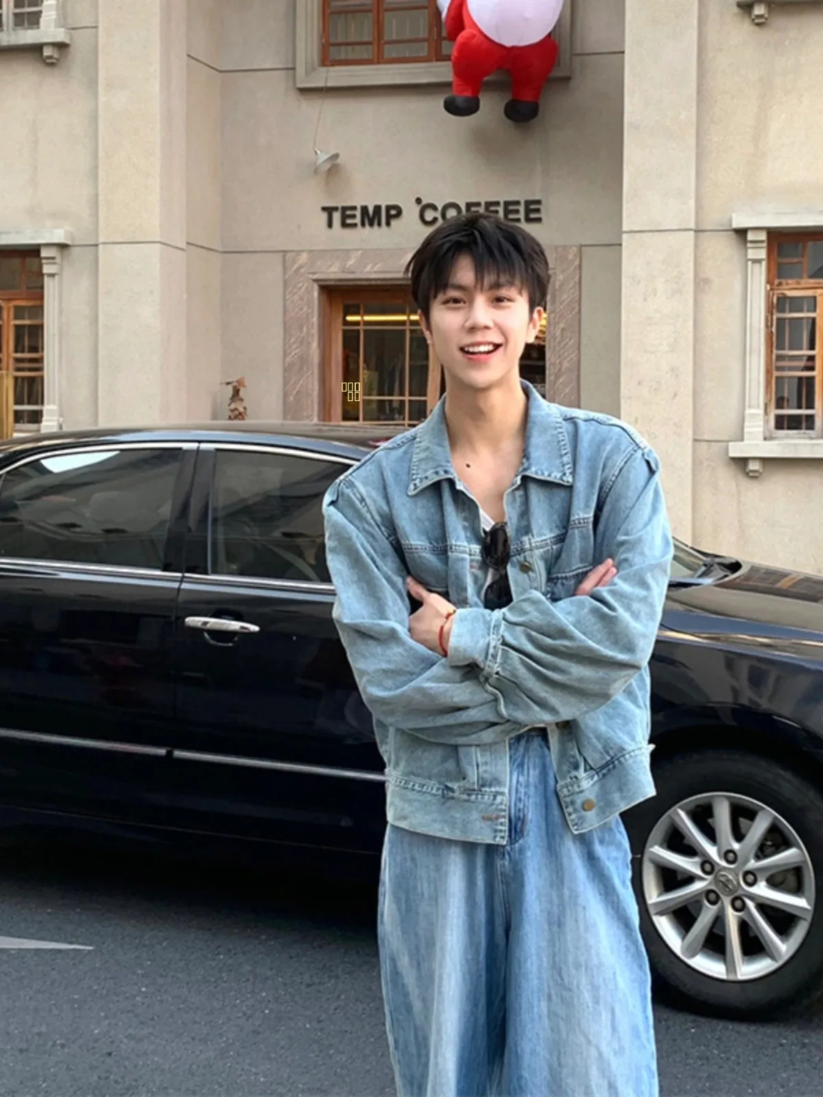 

Синяя мужская джинсовая куртка для весны и осени, рабочая одежда в американском уличном стиле, молодежная, стильная, свободного кроя, верхняя одежда.